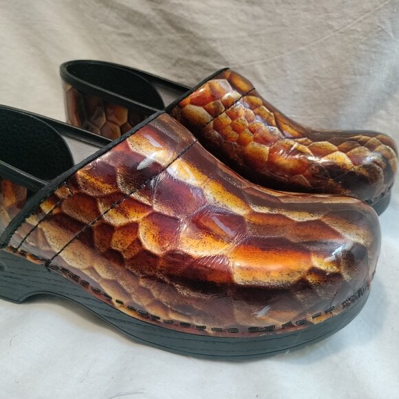 DANSKO Clogs: snake skin print - Picture 6 of 9